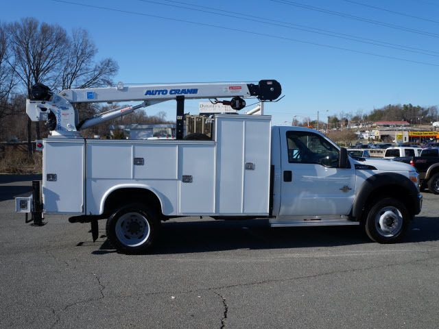 2011 Ford Super Duty F-450 Base Trim